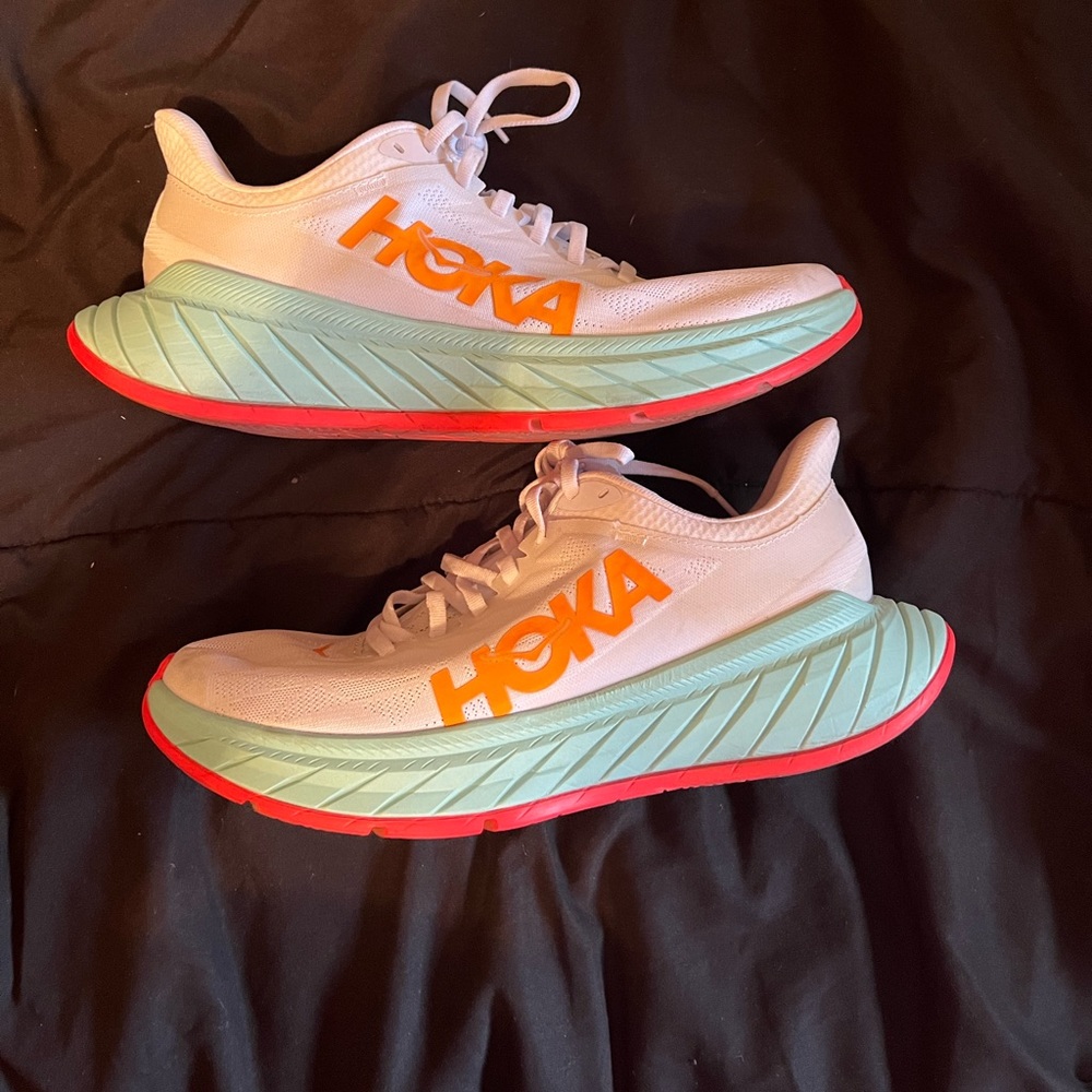 Hoka carbon x2